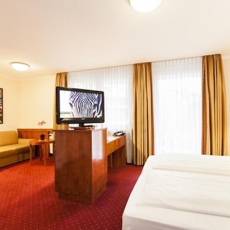 Hotel Am Berliner Platz Langenfeld  Ruang foto